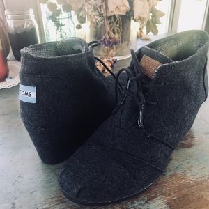 TOM’s Charcoal Gray Wedge Booties